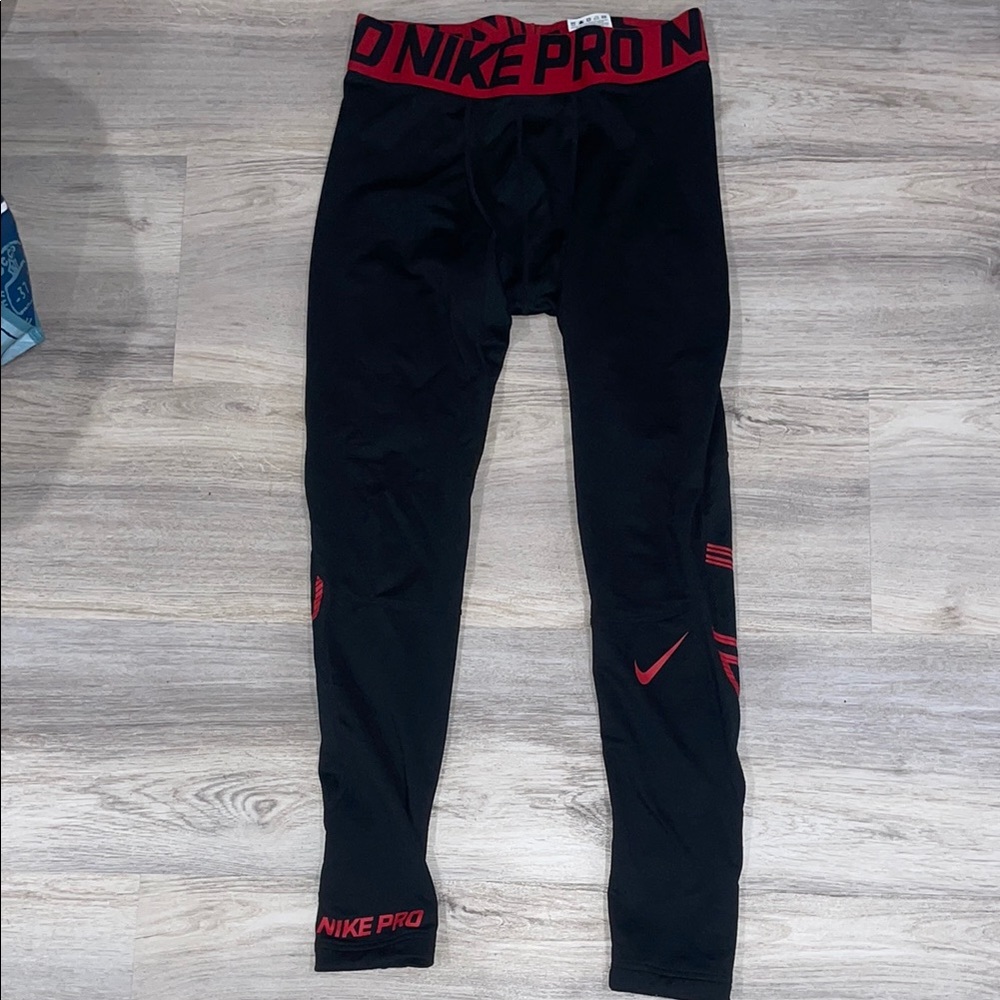 Nike Pro Black and Red Legging Men’s